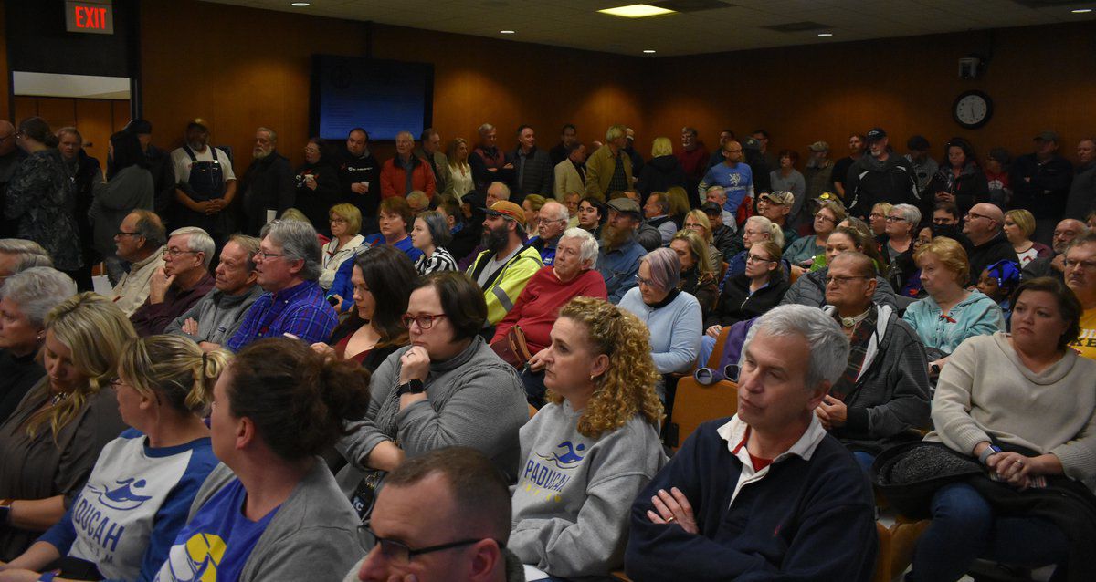 Commission rejects Abraham's resolution for aquatic center